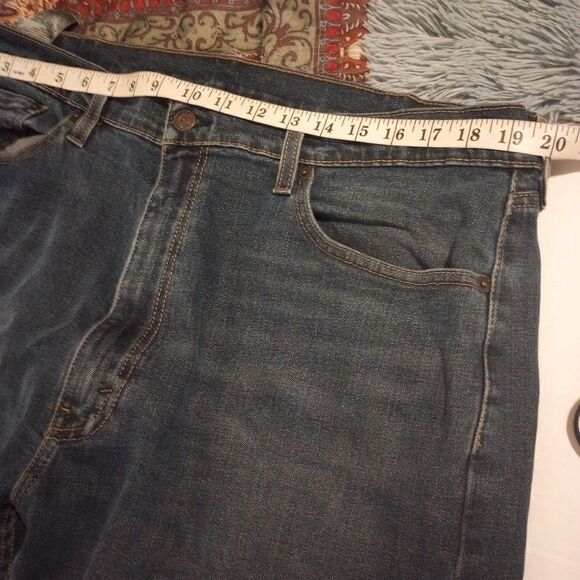 - Levi's 505 straight medium wash jeans - Picture 4 of 11